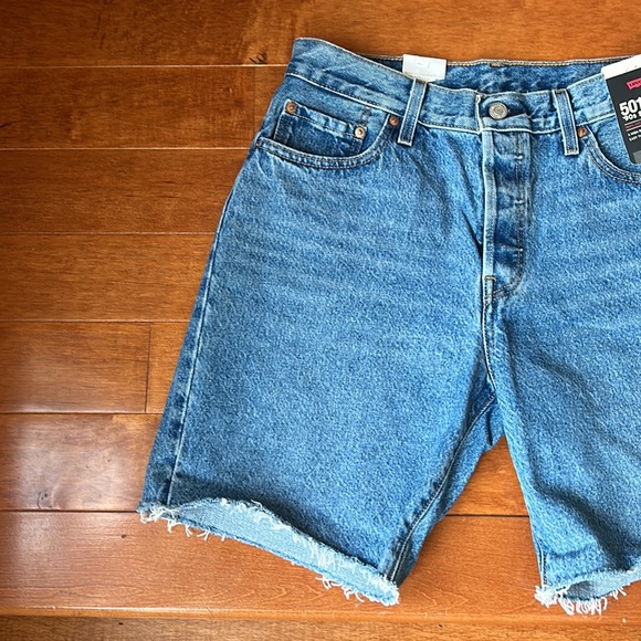 Levi's 501 90's Shorts Women's High Rise Easy Through Hips Button Fly - Picture 6 of 9